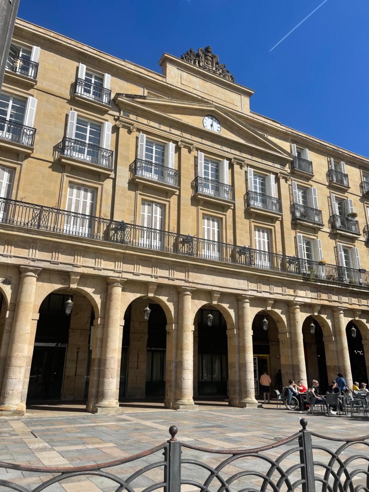 Lauramer Plaza Nueva Bilbao Extérieur photo